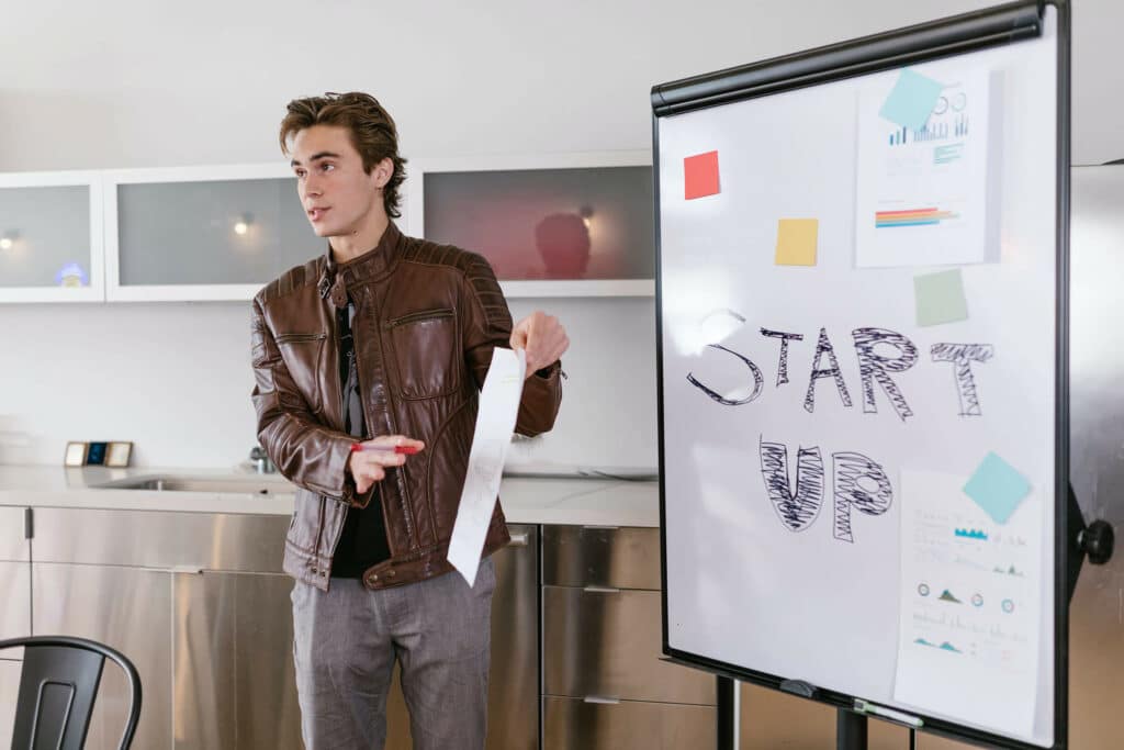 Marketing Tactics Vs Strategic Marketing which is best for me?