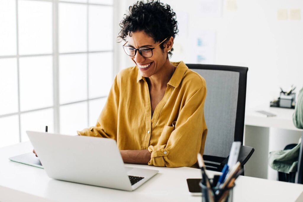 Business woman qa testing a website